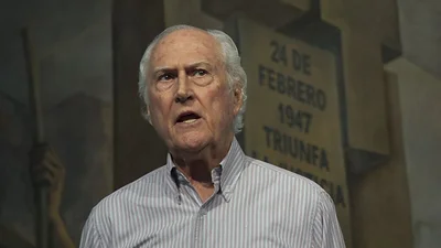Pino Solanas afirmó que Macri "premia a mineras que contaminan" Pino Solanas afirmó que Macri "premia a mineras que contaminan"