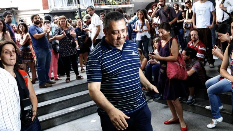 D' Elía, nada romántico: salió con los tapones de punta contra Ottavis