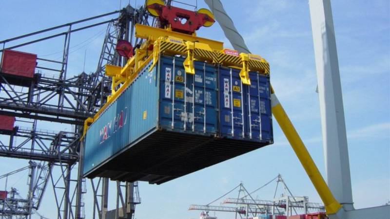 Primer dato del Indec de Macri: la balanza comercial registró un déficit de más de US$3 mil millones en 2015 Primer dato del Indec de Macri: la balanza comercial registró un déficit de más de US$3 mil millones en 2015