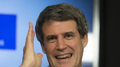 ¿Qué pensaba Prat Gay sobre la posibilidad de que existiera un dólar a $16? ¿Qué pensaba Prat Gay sobre la posibilidad de que existiera un dólar a $16?