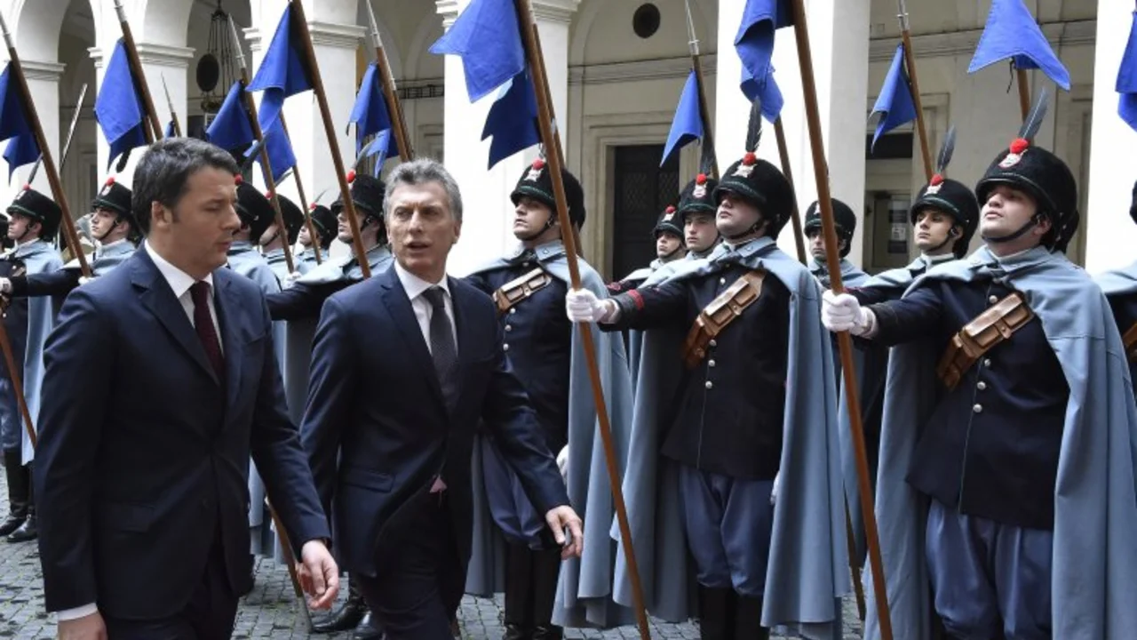 Macri quiere traer 4 mil ingenieros italianos a trabajar en Argentina