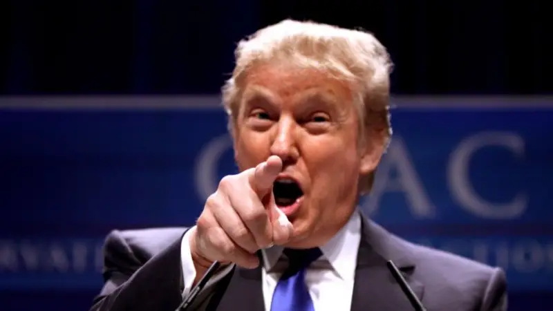 Trump amenazó a Irán por Twitter y justificó su medidas anti-musulmanes