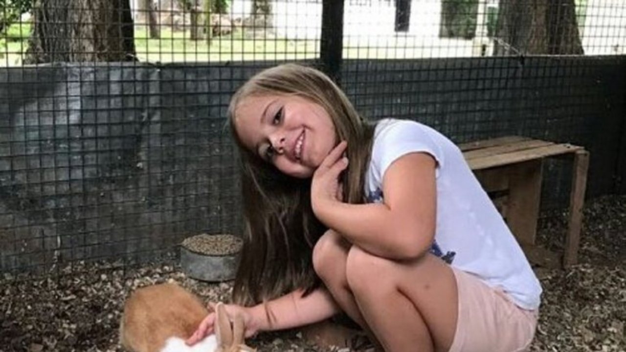 El Gobierno utilizó a Antonia para otra puesta en escena y una foto lo dejó expuesto