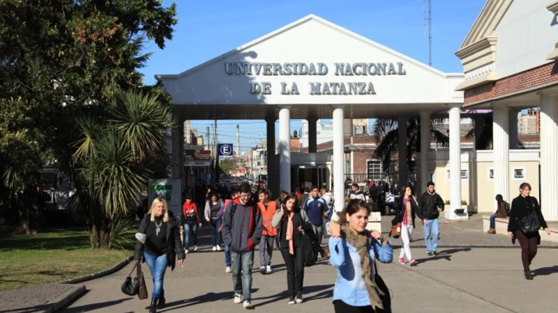 Denuncian despidos en la Universidad de La Matanza por "persecución política y gremial"