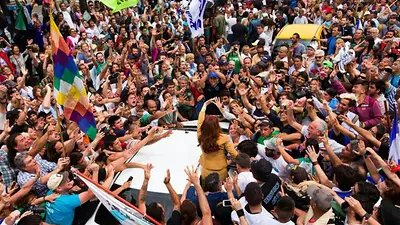 Crece la intención de voto de Cristina Kirchner en territorio bonaerense Crece la intención de voto de Cristina Kirchner en territorio bonaerense
