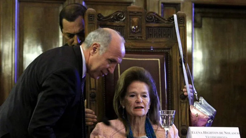 Sin mujeres: el Gobierno se opuso a que Highton de Nolasco siga en la Corte