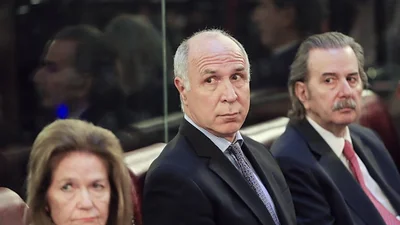Revés para Macri: un juez hizo lugar al pedido de Highton para seguir en la Corte Revés para Macri: un juez hizo lugar al pedido de Highton para seguir en la Corte