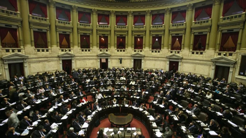 Efecto Gómez Centurión: Proponen sancionar con prisión a quiénes nieguen genocidios