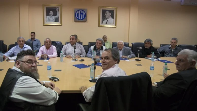 Las pymes se unen a la CGT para reclamar por los despidos y la recesión