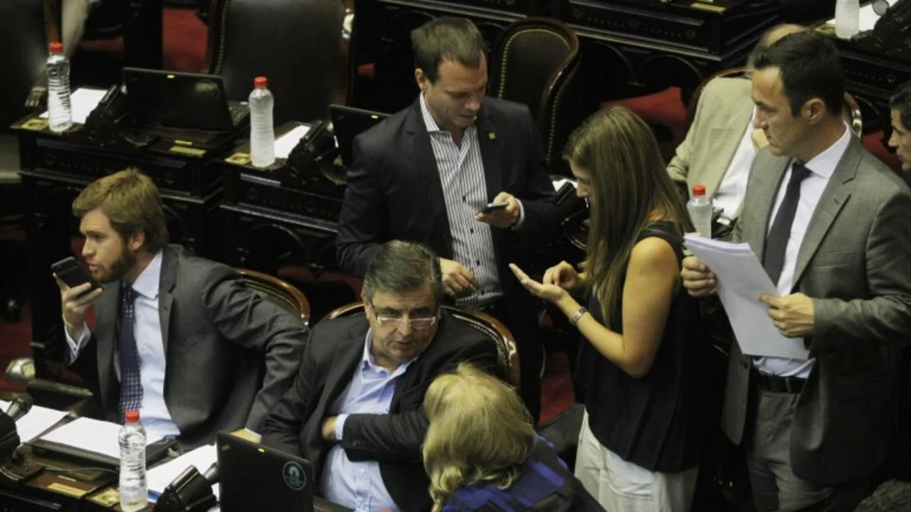 Deuda del Correo Argentino: Cambiemos votó en contra de interpelar a Macri, Peña y Aguad