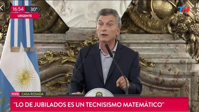 El grosero error en un zócalo de TN mientras hablaba Macri