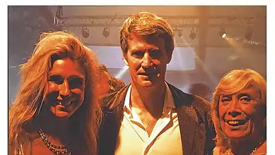 Prat Gay fue a la fiesta de una heredera de Amalia Fortbat Prat Gay fue a la fiesta de una heredera de Amalia Fortbat