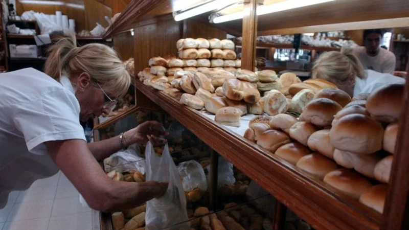Volvió a aumentar el pan: en poco más de un año subió un 83%