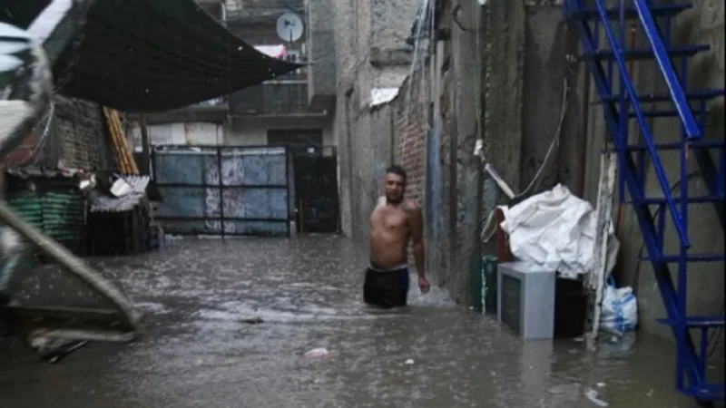 Lugano se convirtió en "Venecia": el agua inundó calles y se metió a las viviendas
