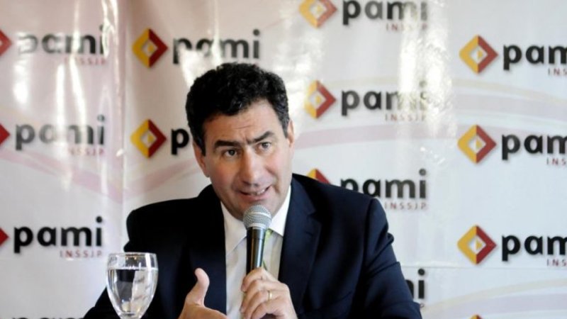 El PAMI achicó los bolsones de ayuda para los jubilados