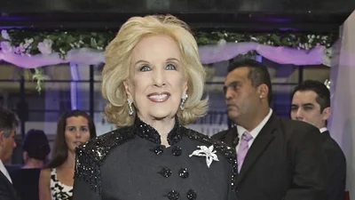 Los memes por los 90 años de Mirtha Legrand que estallaron en redes Los memes por los 90 años de Mirtha Legrand que estallaron en redes