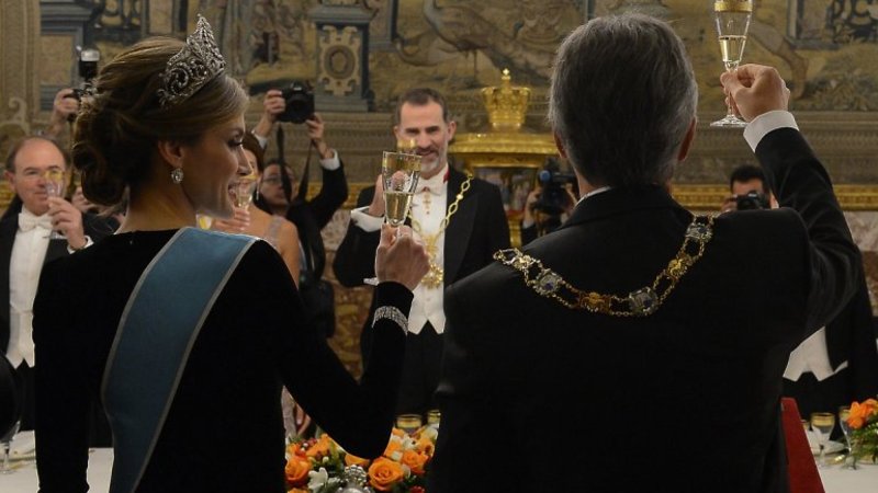 Empresas de España piden a Macri más ajuste y devaluar para invertir