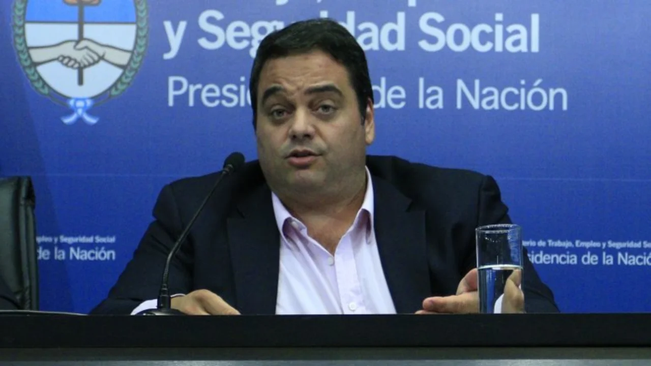 Para el Gobierno, las empresas despidieron a 43.000 trabajadores en 2016