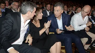 Las multimillonarias licitaciones de las familias Macri y Peña Las multimillonarias licitaciones de las familias Macri y Peña