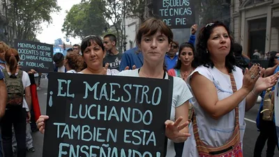 El Ministerio de Educación citó a los gremios docentes El Ministerio de Educación citó a los gremios docentes