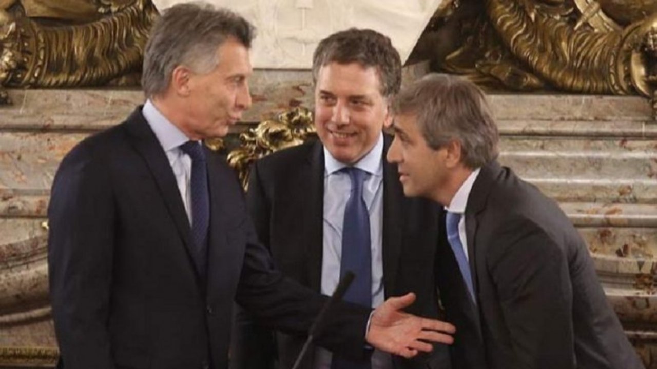 Debilidad productiva y dificultades externas