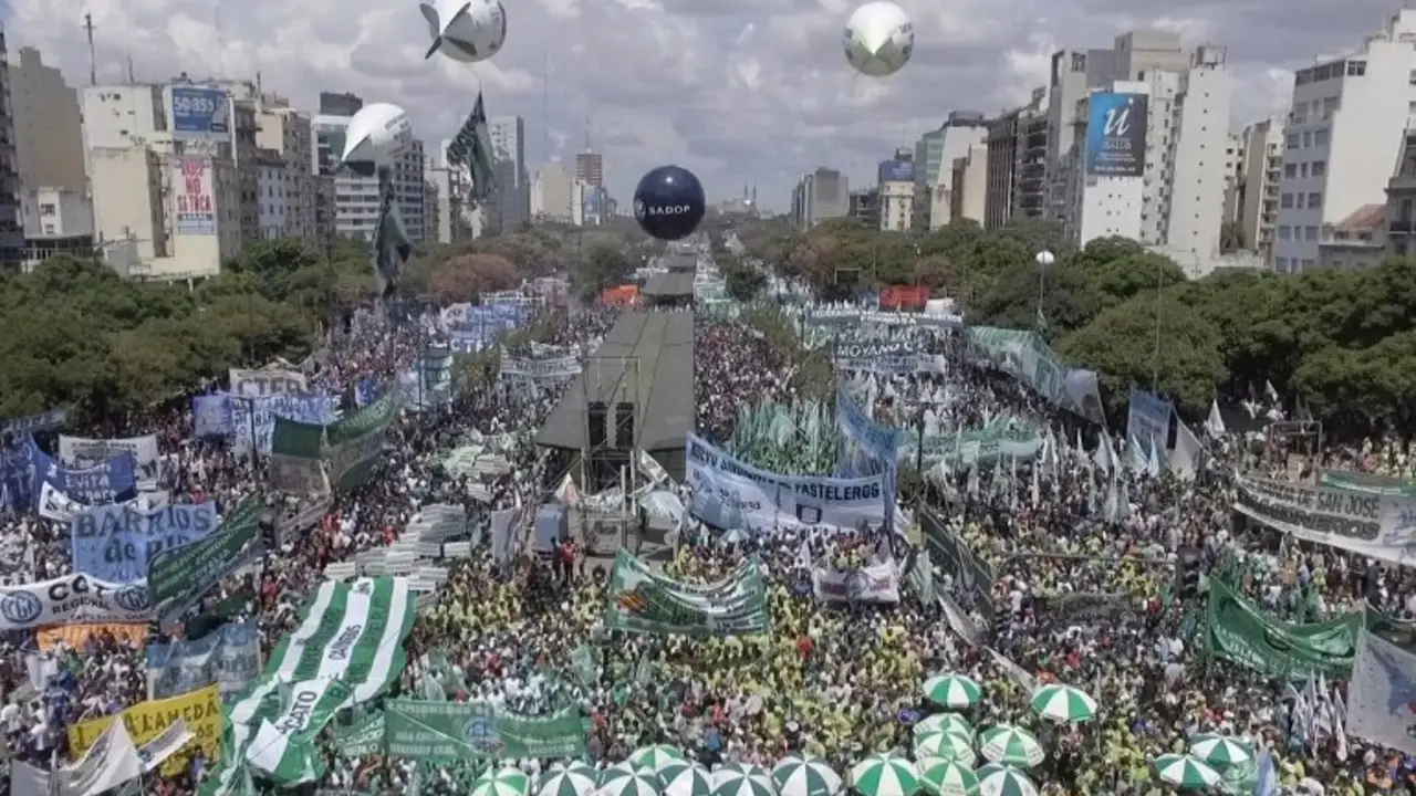 Así se vio la masiva marcha opositora desde el cielo