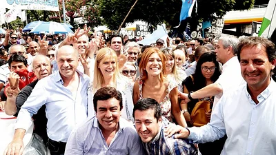 Espinoza: "Fue una marcha para decirle al Presidente que hay que cambiar el rumbo económico" Espinoza: "Fue una marcha para decirle al Presidente que hay que cambiar el rumbo económico"