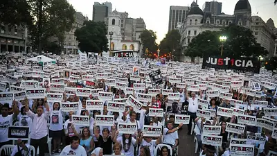 A 6 años, Macri recibirá a familiares de víctimas de la Tragedia de Once A 6 años, Macri recibirá a familiares de víctimas de la Tragedia de Once