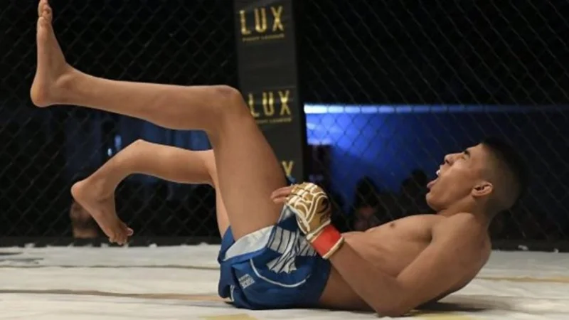 MMA: La estremecedora fractura de tibia y peroné que sufrió un luchador en plena pelea