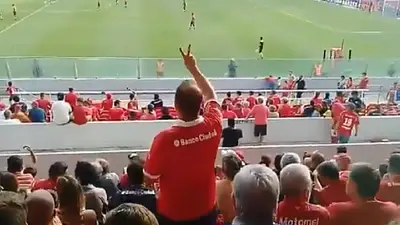 El canto de la hinchada de Independiente contra Macri El canto de la hinchada de Independiente contra Macri