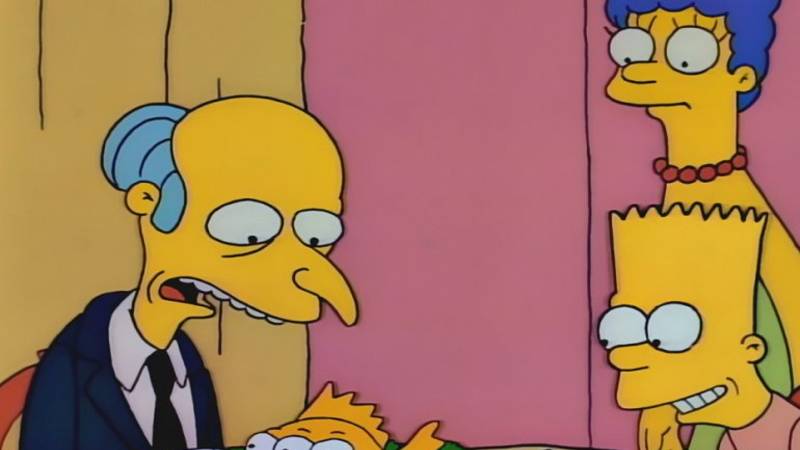 A lo Simpson, una mujer pescó "un monstruo negro y de tres patas"