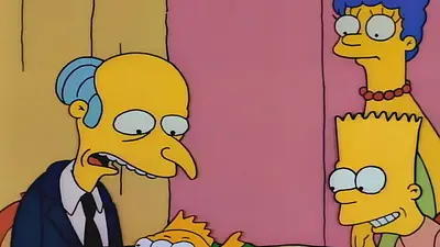 A lo Simpson, una mujer pescó "un monstruo negro y de tres patas" A lo Simpson, una mujer pescó "un monstruo negro y de tres patas"