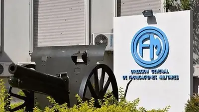 Macri convierte a Fabricaciones Militares en Sociedad del Estado y queda "sujeta a privatización" Macri convierte a Fabricaciones Militares en Sociedad del Estado y queda "sujeta a privatización"