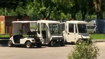 El INTI despidió trabajadores y gastó más de $900 mil en tres carros de golf El INTI despidió trabajadores y gastó más de $900 mil en tres carros de golf