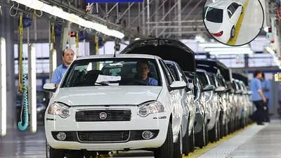 La venta de autos cayó un 33 por ciento y se profundiza la crisis La venta de autos cayó un 33 por ciento y se profundiza la crisis