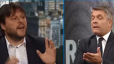 Leandro Santoro puso en jaque a un periodista de A24: "No vas a hablar de..." Leandro Santoro puso en jaque a un periodista de A24: "No vas a hablar de..."