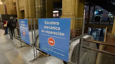 Metrovías contra la orden de no cobrar boleto si las escaleras mecánicas no andan Metrovías contra la orden de no cobrar boleto si las escaleras mecánicas no andan
