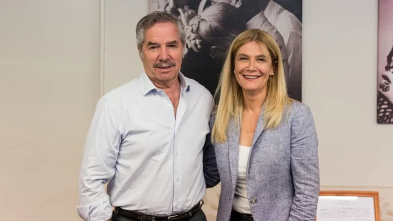 Elecciones 2019: Solá y Magario se reunieron con fuertes críticas a cambiemos