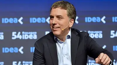 El macrismo emitió deuda que deberá pagar el próximo gobierno al 7% en dólares El macrismo emitió deuda que deberá pagar el próximo gobierno al 7% en dólares