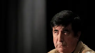Insólito: Clarín dice que Durán Barba quiere ir al Instituto Patria Insólito: Clarín dice que Durán Barba quiere ir al Instituto Patria