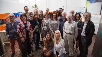 En el cumpleaños de Néstor Kirchner, artistas plásticos se solidarizaron con Cristina Kirchner En el cumpleaños de Néstor Kirchner, artistas plásticos se solidarizaron con Cristina Kirchner