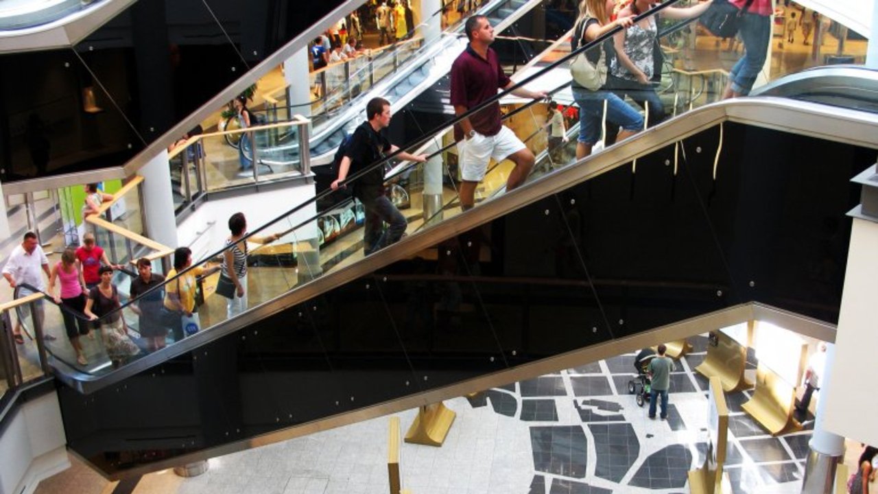 Se desplomaron las ventas en shoppings y supermercados durante 2018