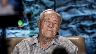 La increíble historia de Norm Self, el ex sacerdote de 85 años que ...