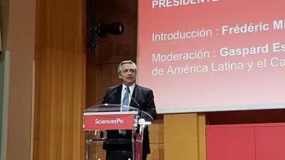 La ingeniosa respuesta de Alberto Fernández ante una pregunta que buscó incomodarlo La ingeniosa respuesta de Alberto Fernández ante una pregunta que buscó incomodarlo