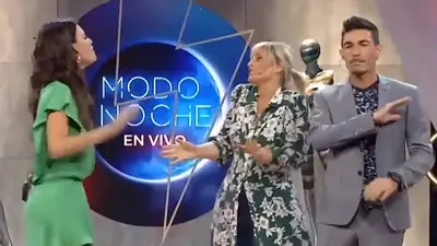 La peor presentación: el mal momento de Romina Manguel en América con un conductor que no sabía su profesión La peor presentación: el mal momento de Romina Manguel en América con un conductor que no sabía su profesión
