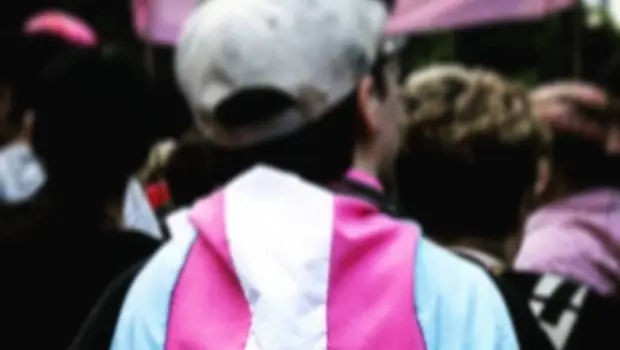 Identidad: cómo hizo un chico trans para lograr ser quien es | La importancia del apoyo familiar y el estado