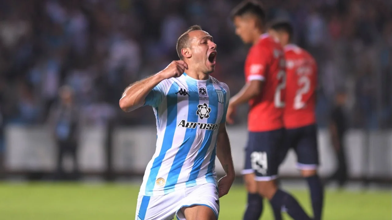 Provocador mensaje de la Superliga elogiando a Lucas Pusineri hizo enfurecer a los hinchas de Independiente