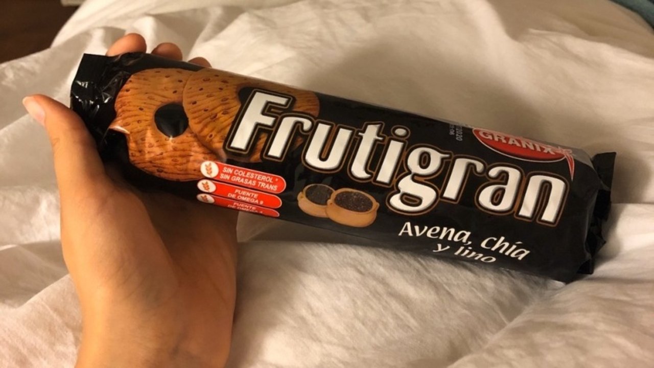 Estallaron los memes en las redes después de la disposición del ANMAT sobre las galletitas Frutigran