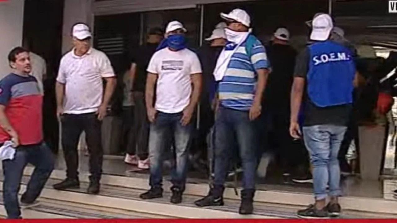Soeme: ingresan al sindicato por la fuerza en medio de una interna sindical