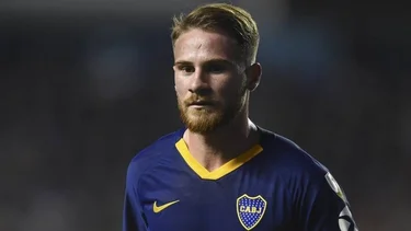 Alexis Mac Allister enojó a todo Boca y Delgado lo cruzó